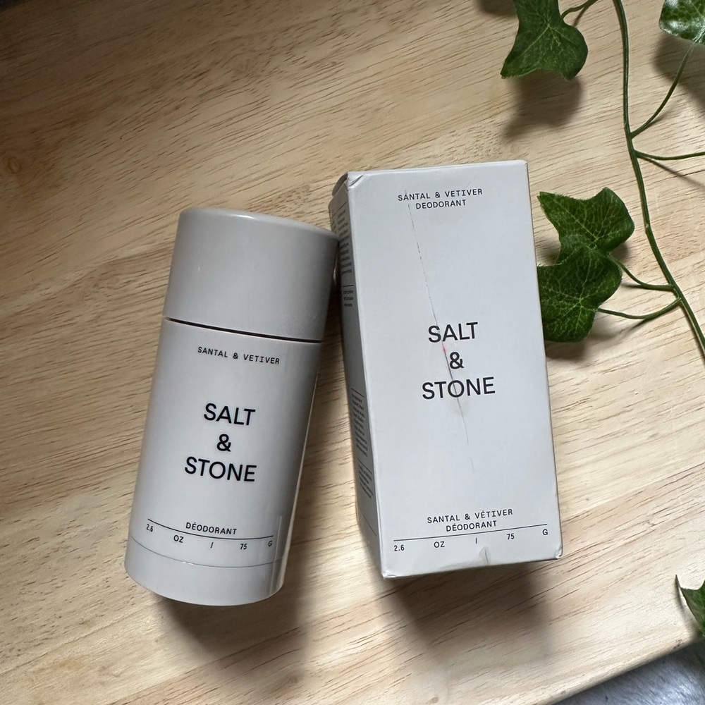 🌹Salt & Stone • Santal & Vetiver Deodorant - White - New in Box •